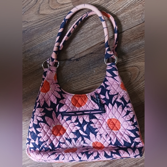 USED VERA BRADLEY HOBO HANDBAG 🏵🌸 - Picture 2 of 4